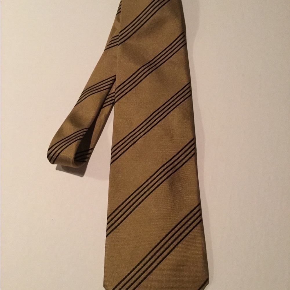 Giorgio Armani (Armani Collezioni) 100% Silk Tie - Picture 6 of 8